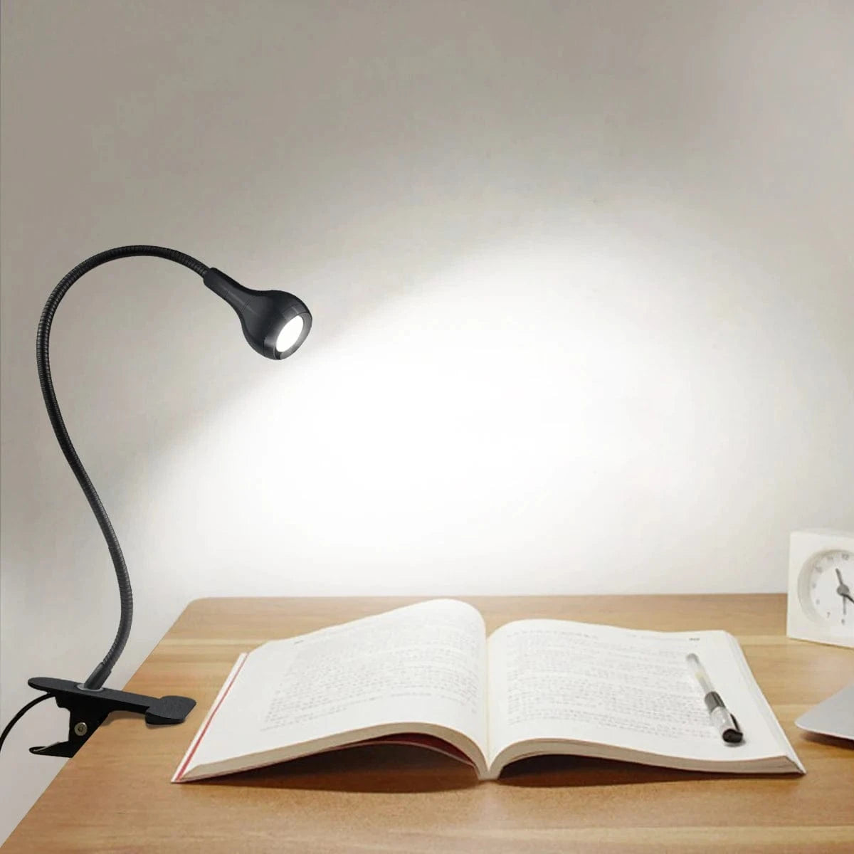 High Tech France Clip on Flexible LED Table Lamp USB Light Home Bedroom Bedside Night Light With Push Button Switch Dormitory Study Desk Lamp