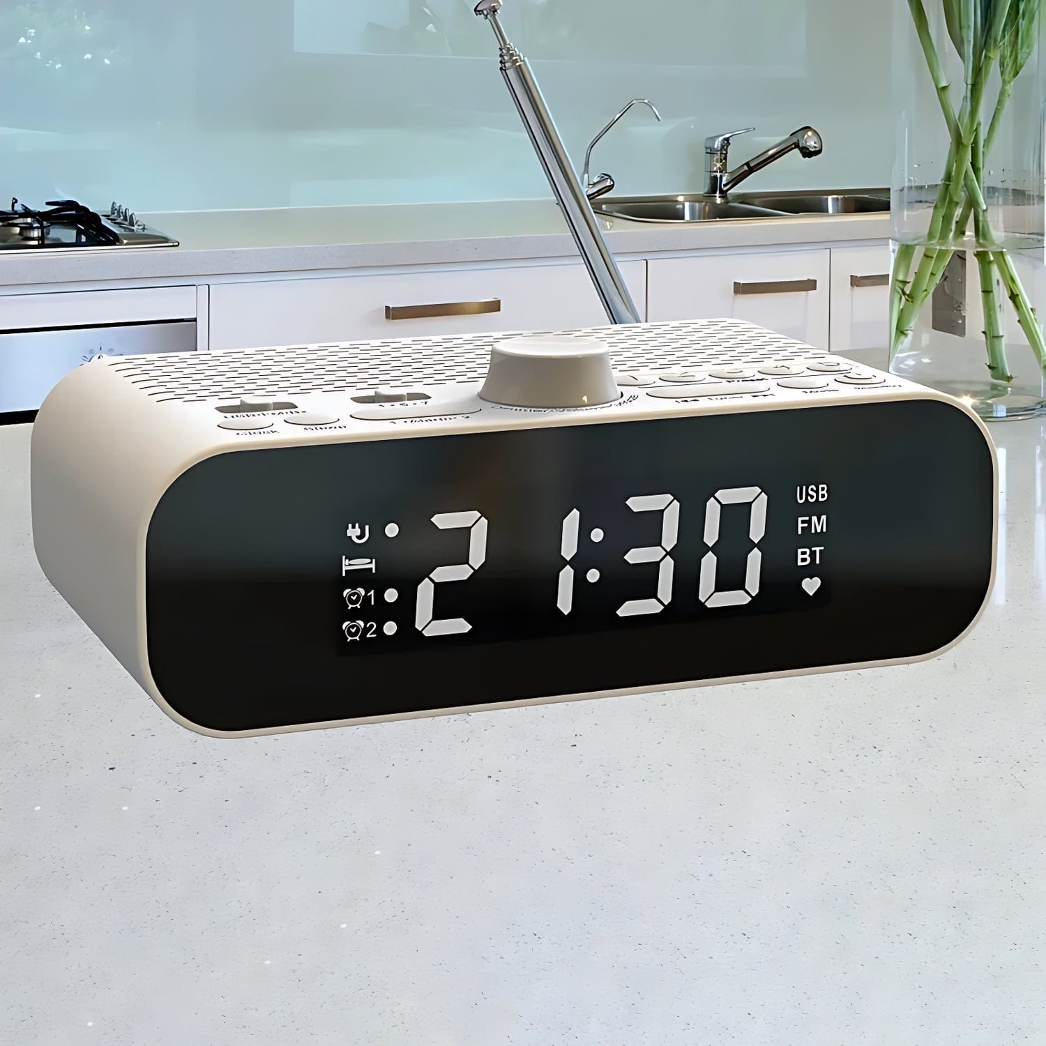 High Tech France Réveil simple avec radio pour senior